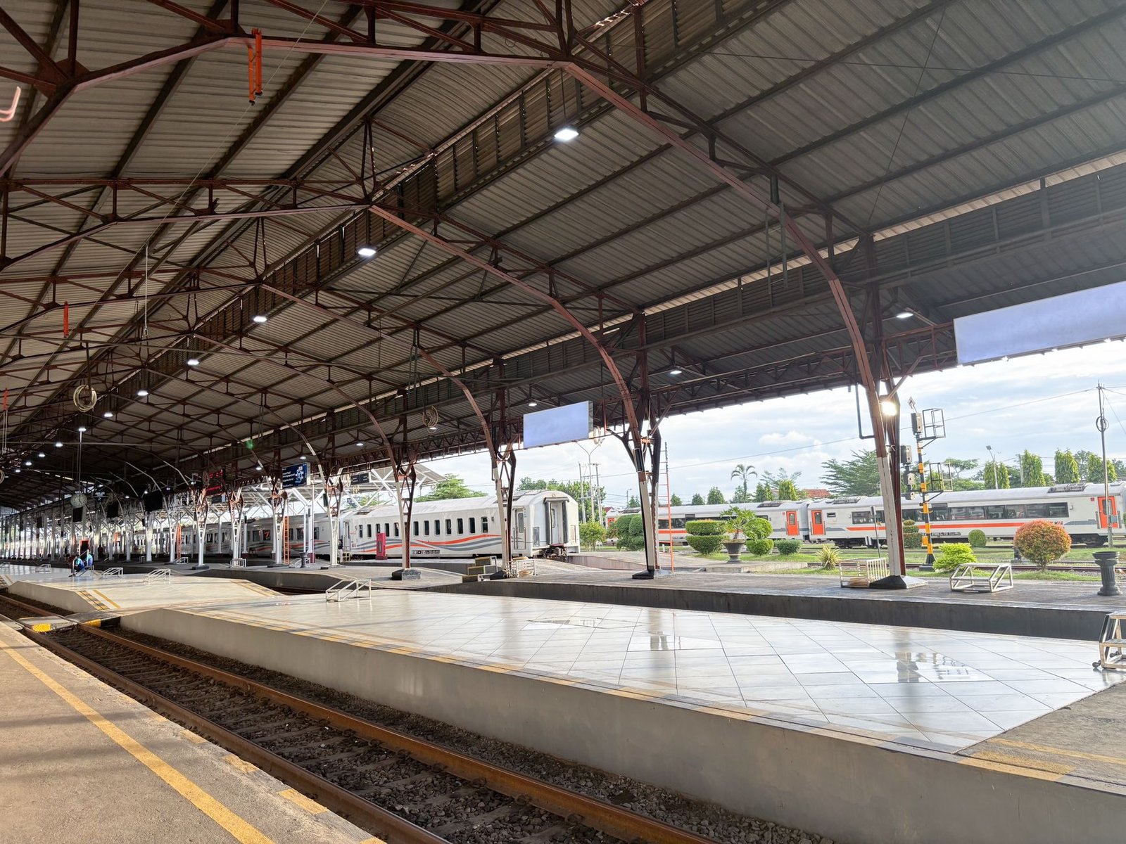 Kantor Pos KCU Bekasi 17000 di Jawa Barat