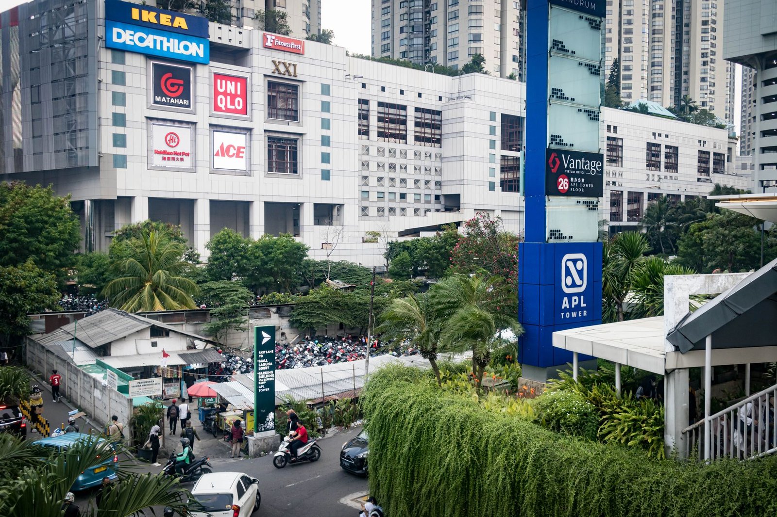 Kantor Pos KCU Jakarta Centrum 10000 di jantung kota Jakarta